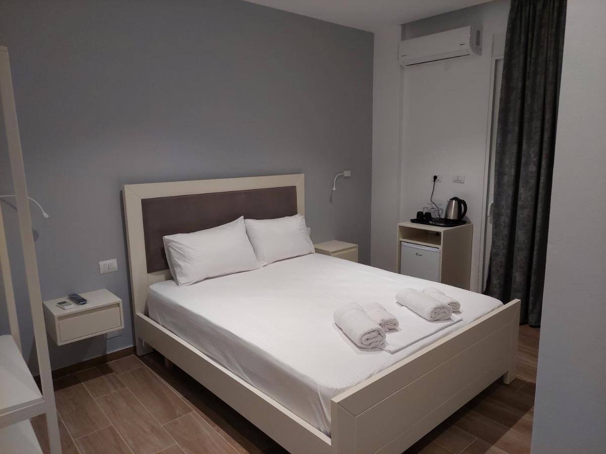 Emi'S Villa Ksamil Esterno foto